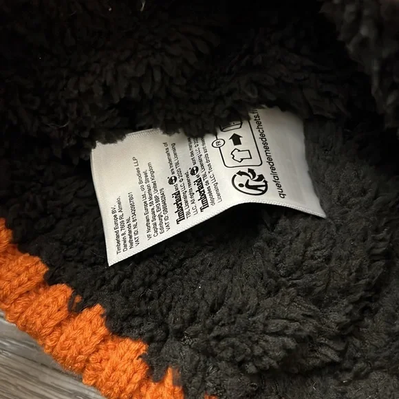 Rare Rust Timberland Auburn Woods Cable Knits Beanie with POM POM Orange Color - Picture 6 of 13